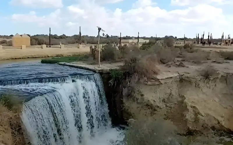 ماذا يوجد في وادي الريان